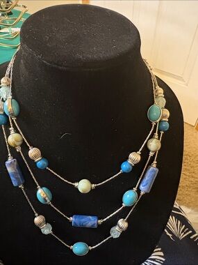 3 strand silver tone blue multi shade necklace